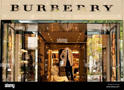 burberry vancouver store hours|Burberry sale outlet canada.